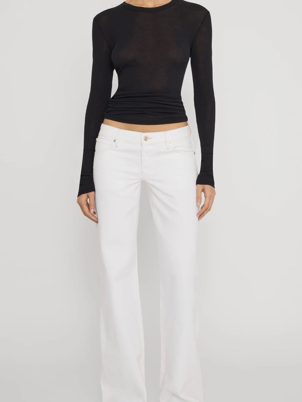 Frame Denim Women's Pixie The Grey (Amelia Grey) Relaxed Jeans in White